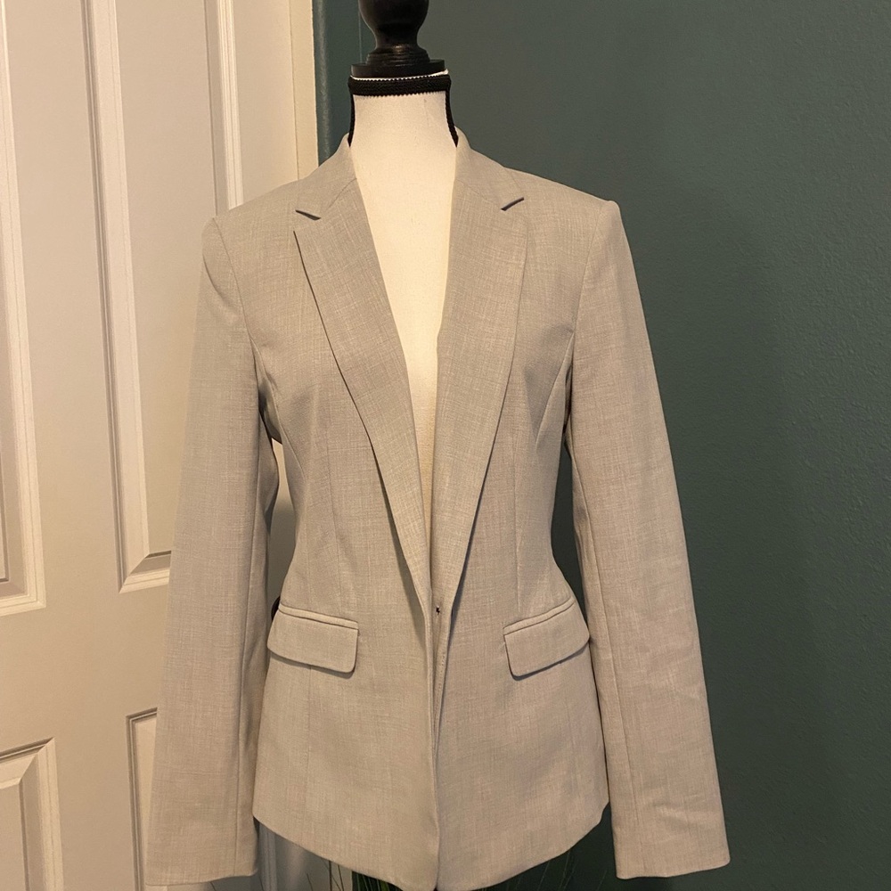 Gorgeous Women's Lt Gray Blazer